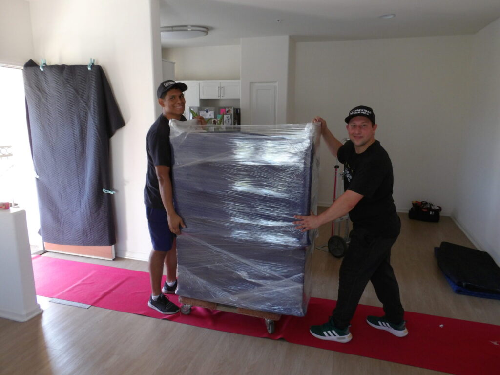 Heavy items lifting Services